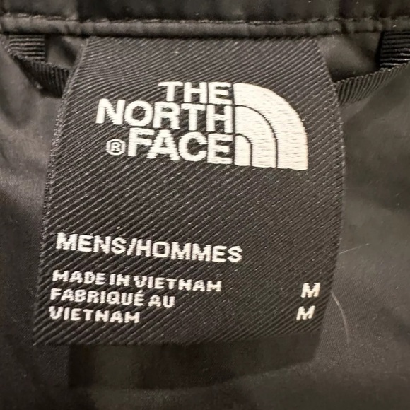 The North Face Men’s Black Insulated Puffer Vest Size Medium Zip Up Puffer Best - Picture 7 of 10